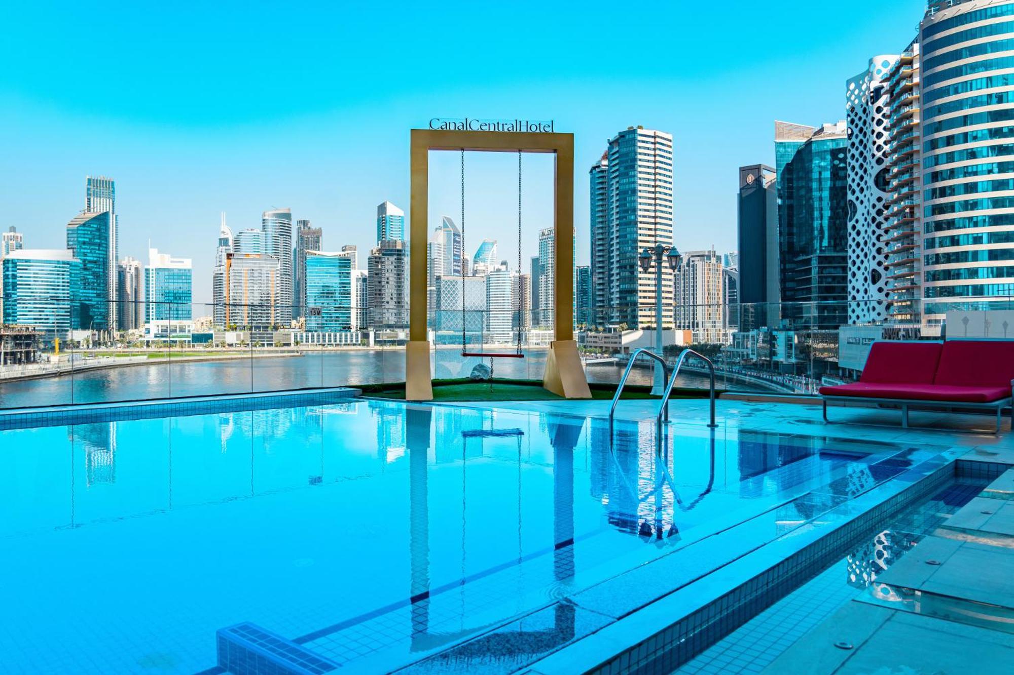 Canal Central Hotel Business Bay Dubai Exterior foto The Address Downtown Dubai